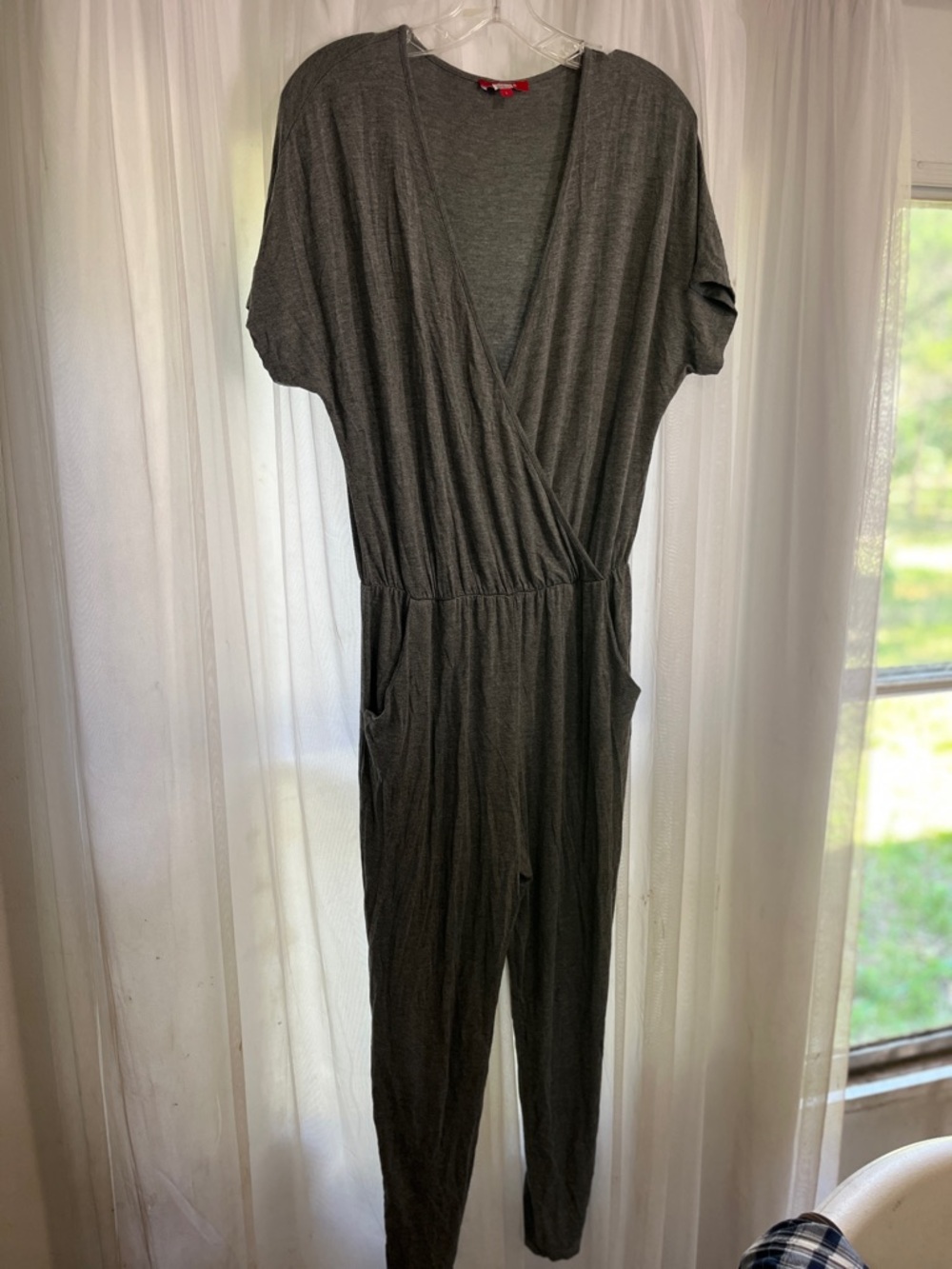 Guess Gray Wrap-Front Short Sleeve Jumpsuit size large v neck pants soft lounge